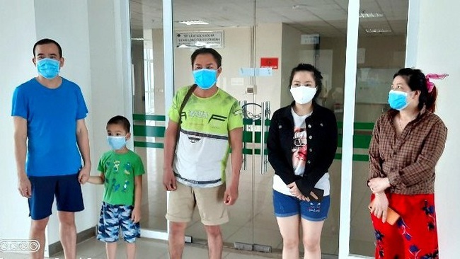 Five more COVID-19 patients given the all-clear at the National Hospital for Tropical Diseases in Hanoi on June 29, 2020.