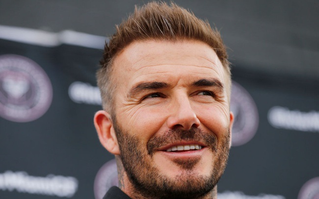 David Beckham và đội thể thao điện tử: Bạn biết David Beckham còn là một thành viên của đội thể thao điện tử không? Ngoài sự nghiệp thành công của mình trong làng bóng đá, anh ta còn là người sáng lập và đầu tư cho nhiều đội thể thao điện tử. Hãy cùng xem ảnh của David Beckham và đội thể thao điện tử để khám phá thế giới giải trí thú vị này.