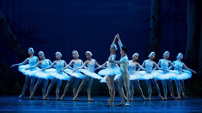 The Vietnam National Music, Song and Dance Theatre had to postpone the performances of the ballet 