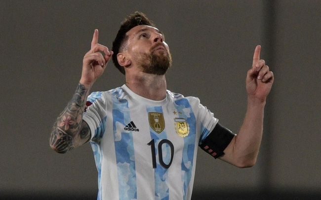 Lionel Messi Uruguay VTV.VN: Lionel Messi không chỉ là một ngôi sao ở Argentina, anh còn là cầu thủ được yêu thích trên toàn thế giới. Lần này anh di chuyển đến Uruguay để tham gia một trận đấu đặc biệt và được phát sóng trực tiếp trên VTV.VN. Hãy xem ảnh liên quan để thấy sự kiện này diễn ra ra sao.