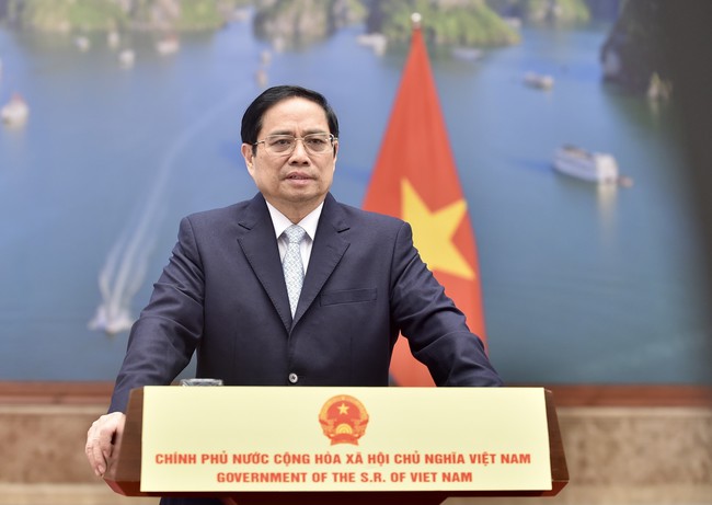 Phát triển: Năm 2024, tình hình kinh tế của Việt Nam tiếp tục tăng trưởng ổn định, giới chuyên gia kỳ vọng sẽ có sự chuyển biến tích cực trong tương lai gần nhất. Việt Nam đang có cơ hội để trưởng thành và trở thành một quốc gia phát triển mạnh mẽ trên thế giới.