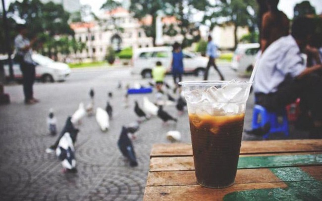 Ho Chi Minh City ranks 7th place in the list of top 10 most endorsed destinations by travelers to enjoy coffee.