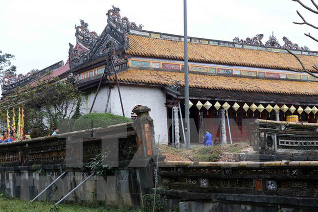 Thai Hoa Palace suffers severe deterioration and risk of collapse in bad weather. (Photo: VNA)