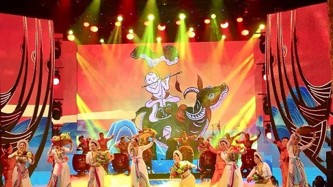 A performance at the event (Photo: baoquocte.vn)