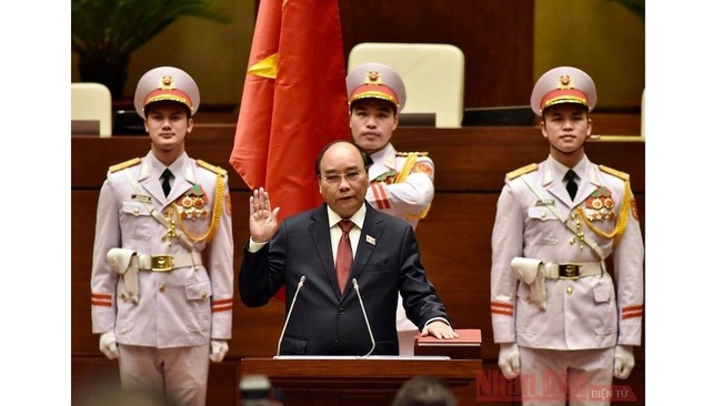 Nguyen Xuan Phuc was elected as State President during the 14th legislature’s 11th sitting. (Photo: NDO/Tran Hai)