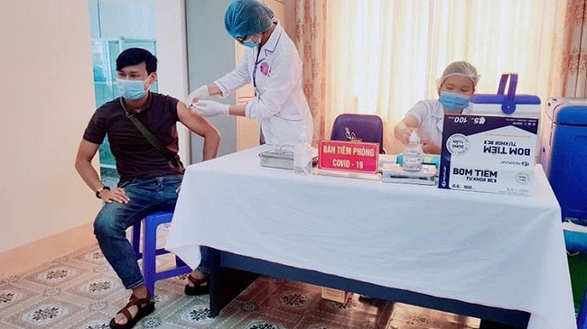Vaccination against Covid-19 in Lai Chau Province. (Photo: NDO/Tran Tuan)