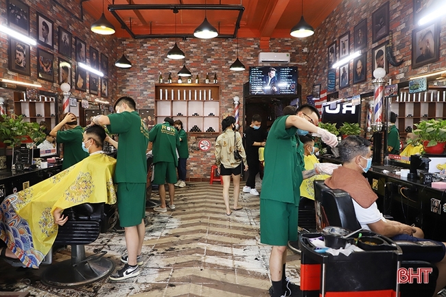 Top 10 Tiệm cắt tóc nam đẹp và chất lượng nhất Hà Tĩnh  Toplistvn