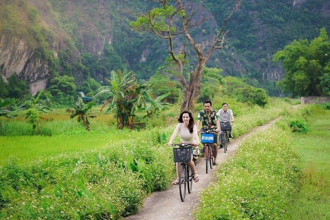 The eco-friendly spirit is alive and well in VIetnam - the country of almost 100 million people. (Photo: Booking.co