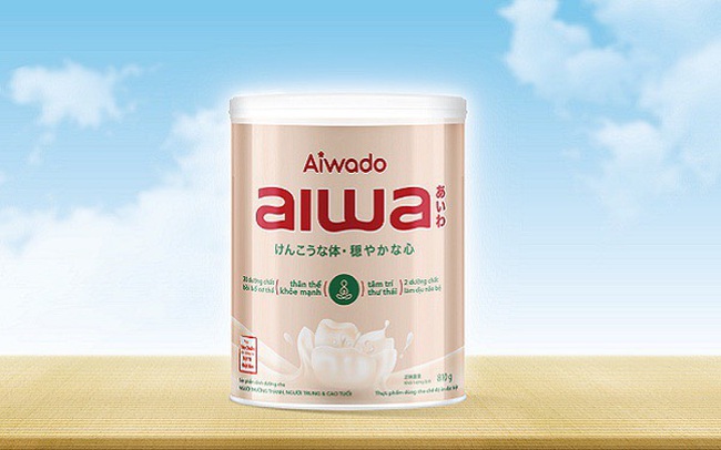 Dưỡng chất Aiwa mang đến sự đổi mới vượt trội trong lĩnh vực chăm sóc da. Sản phẩm được chiết xuất từ những loại thảo mộc thiên nhiên quý hiếm giúp cải thiện da, làm mờ vết thâm nám và mang lại làn da tươi sáng, rạng rỡ.