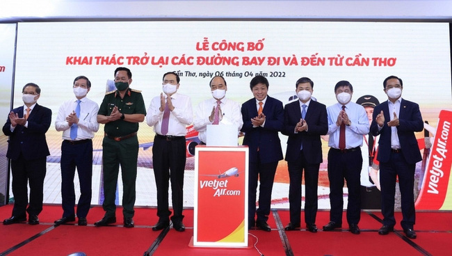 President Nguyen Xuan Phuc attends the ceremony. (Photo: VOV)