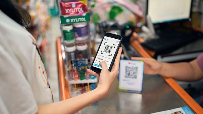 QR code payment is becoming more and more popular in Vietnam. (Photo: Quynh Anh)
