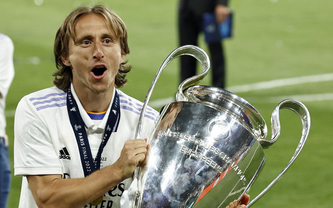 Luka Modrić  Real Madrid  Mobile Abyss