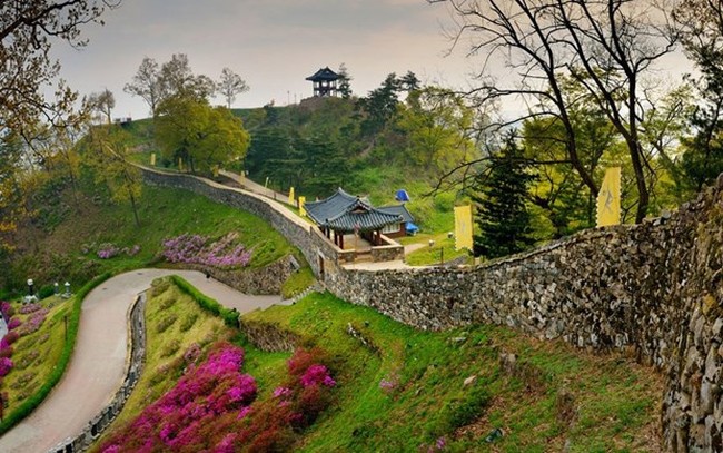 Baekje World Heritage Site in the Republic of Korea (Photo:
world.kbs.co.kr)