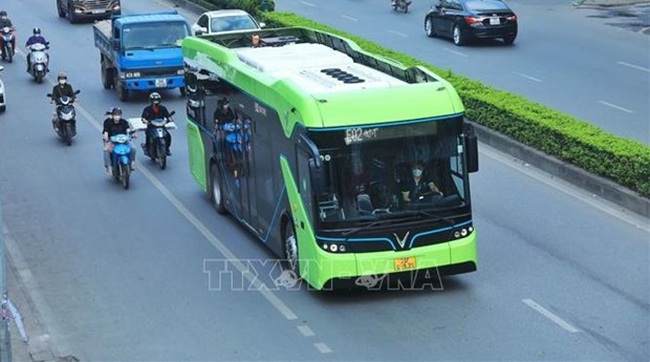 A Vinbus electric bus (Photo: VNA)