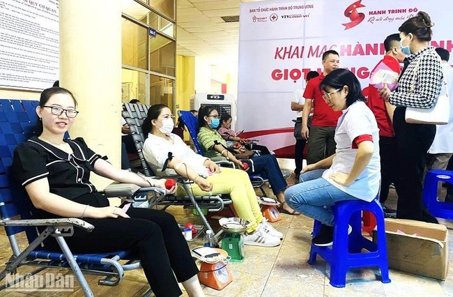 The blood donation campaign in Dak Lak.
