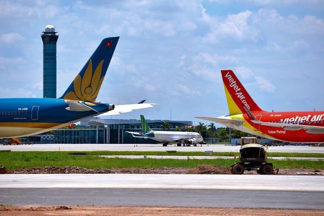Vietnam currently counts 22 airports, which will increase to 30 in a near future.