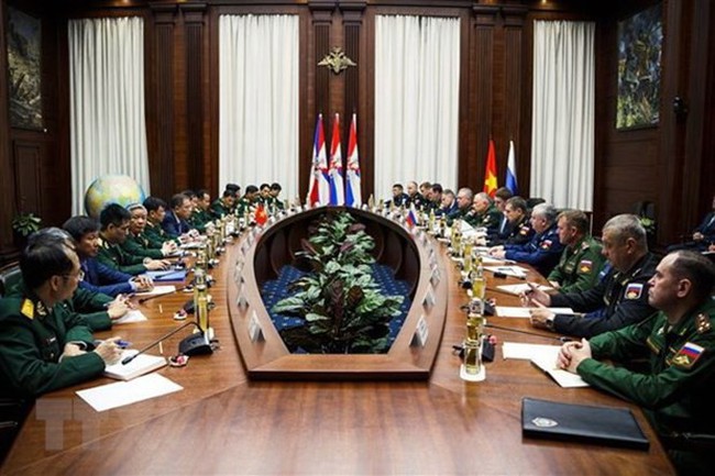 At the sixth Vietnam-Russia defence strategy dialogue. (Photo: VNA)