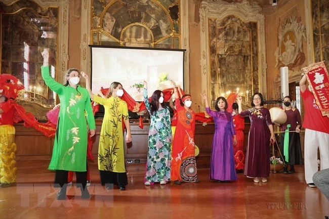 The cultural and musical event named “Vietnam Soul” features various performances by students who learn the Vietnamese language at the Department of Asian and North African Studies, at Italy's Ca’ Foscari University of Venice. (Photo: VNA)