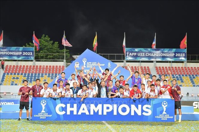 The Vietnam national under-23 team defended their AFF U23 Championship title (Photo: NDO)