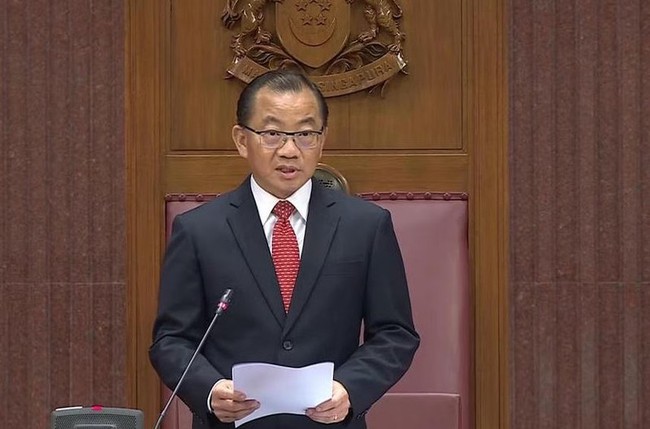 Seah Kian Peng officially took the oath of office as the Speaker of the Parliament of Singapore on the morning of August 2, 2023. (Photo: VNA)
