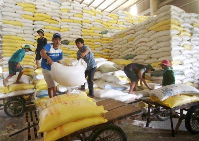 Packing rice for export at Hau River Food Company.