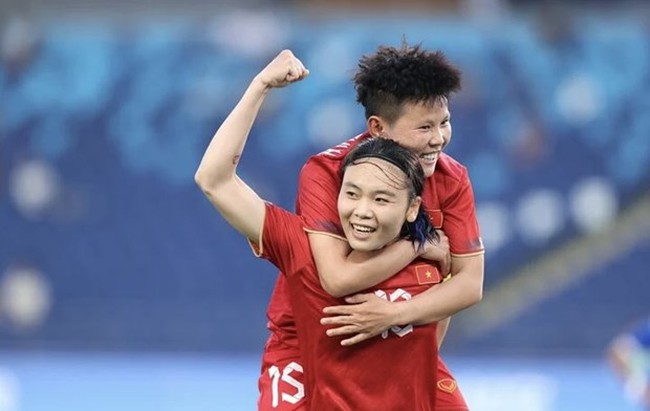 Vietnamese players cheer for their victory (Source: vtc.vn)
