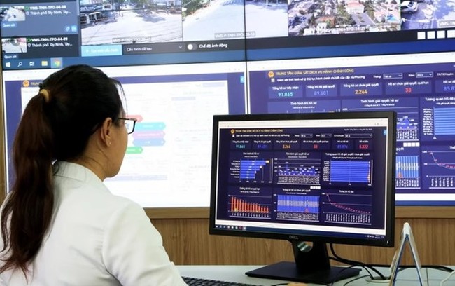 Vietnam expects to form a nationwide network of digital transformation. (Photo: VNA)