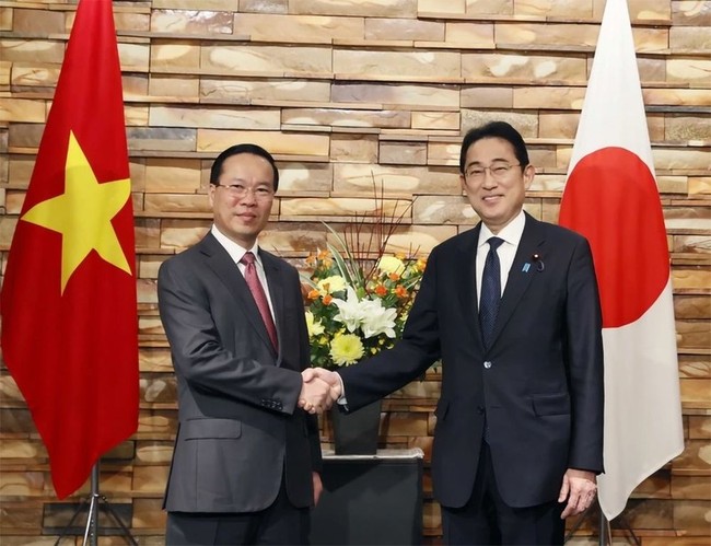 President Vo Van Thuong (left) and Japanese Prime Minister Kishida Fumio. (Photo: VNA)