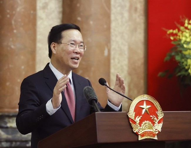 President Vo Van Thuong speaks at the meeting. (Photo: VNA)
