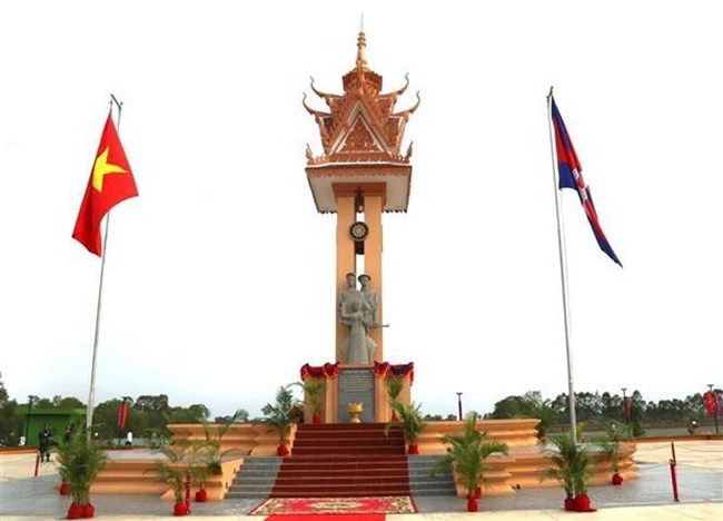 The Vietnam - Cambodia Friendship Monument in Svay Rieng province. (Photo: VNA)