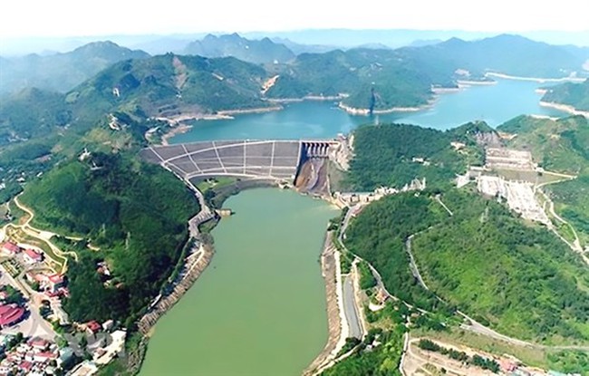 Hoa Binh hydropower reservoir in Hoa Binh province. (Photo: VNA)
