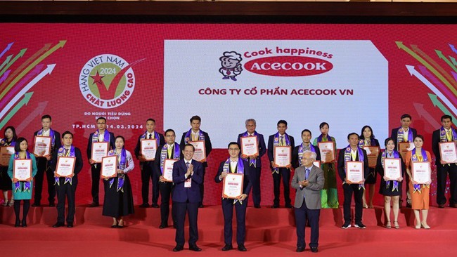 Vietnamese businesses with high-quality products honoured at the ceremony