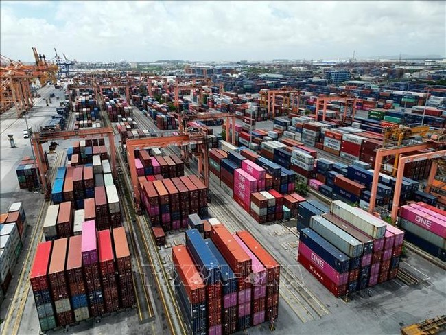 Container storage yard at Tan Vu Port in the northern port city of Hai Phong. (Photo: VNA)