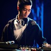 World's top DJs fascinate Vietnamese electronic music lovers