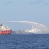 Chinese military ships threaten Vietnamese boat
