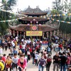 Visitors flock to Huong Pagoda Festival