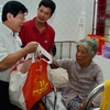 Free meals for patients during Tet