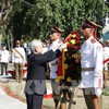 Party chief lays flowers at President Ho Chi Minh monument in Cuba