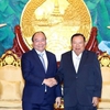 PM meets with Lao party and state leader