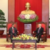 Vietnamese Party chief receives LPRP Organisation Commission officials