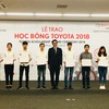 Toyota grants VNĐ690 million to excellent students