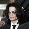 Michael Jackson fans gather on 10th anniversary of hí death
