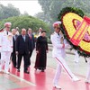 Leaders pay tribute to martyrs and President Ho Chi Minh