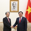 Deputy PM Vuong Dinh Hue receives Chinese Ambassador