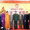 Defence Minister joins Ha Nam people at great unity festival