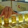 Gold prices hit six-year peak