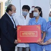 Prime Minister presents Tet gifts to needy people in Quang Nam