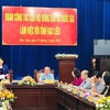 Vice President works with election committees of Bac Lieu and Ca Mau