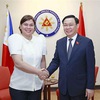 Top Vietnamese legislator meets with Philippine Vice President