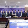 NA Chairman visits Lao - Viet Bank in Vientiane